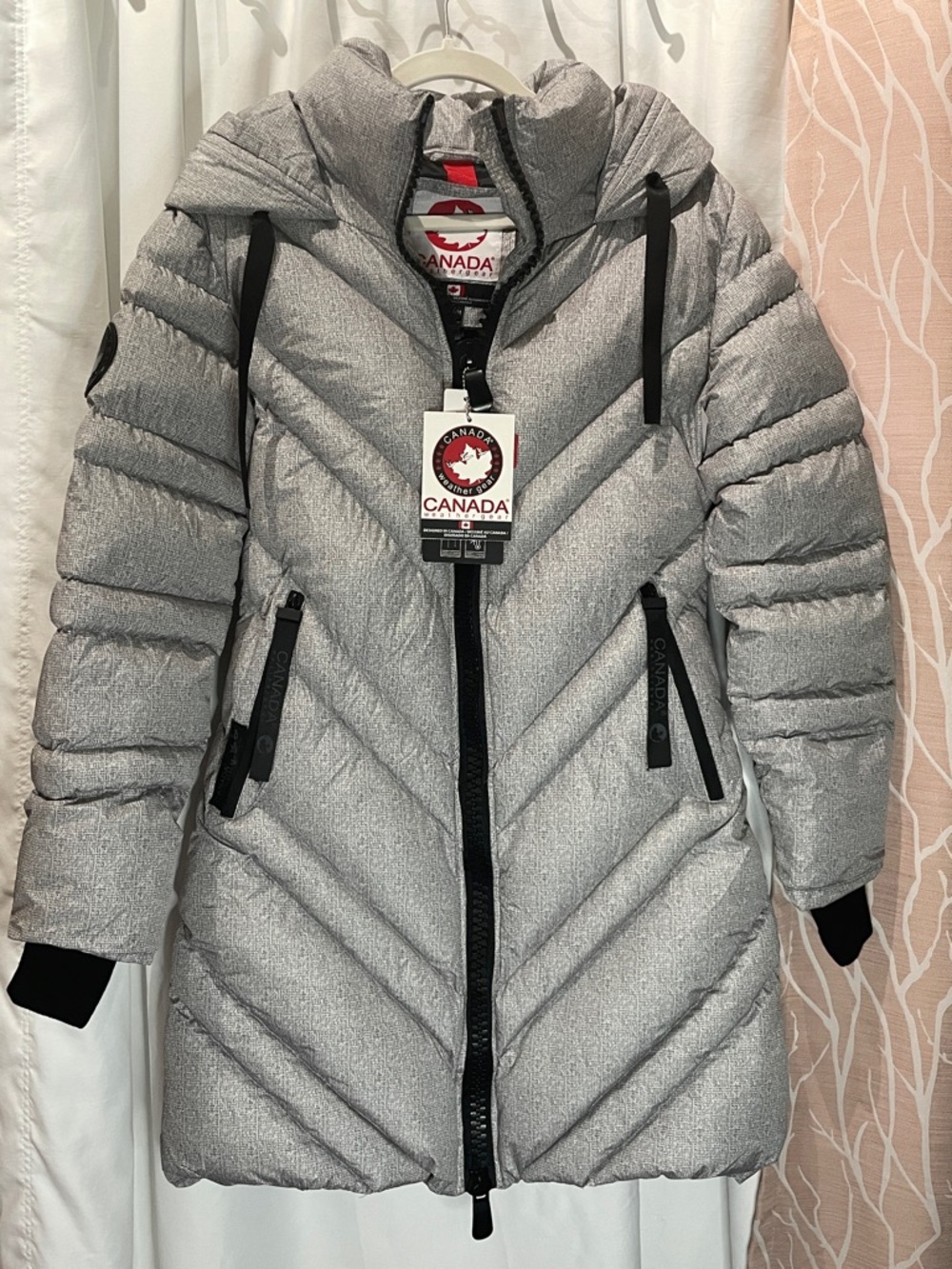 Canada Quilted Long Puffer Coat - Women's